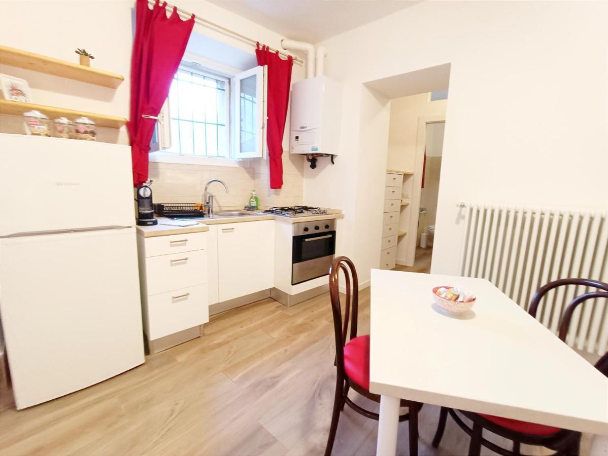 La Casa Del Barcaiolo Apartment Malgrate Ngoại thất bức ảnh